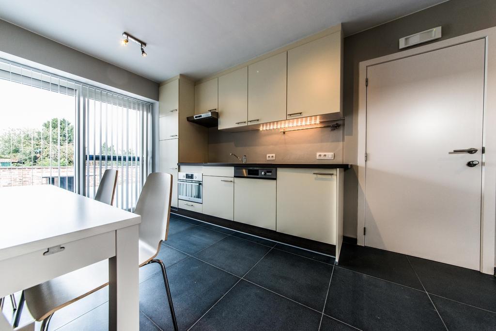 Vakantiewoningen De Jud Maasmechelen Zimmer foto